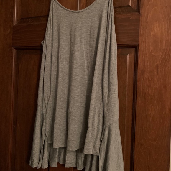 POL Top - Picture 2 of 2